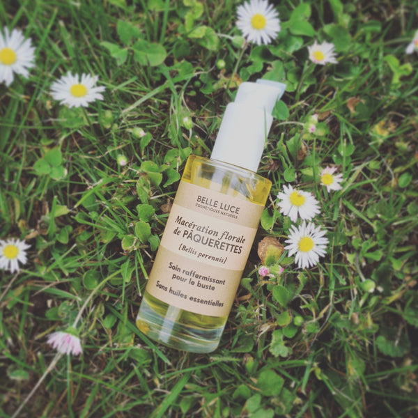 Huile de soin aux fleurs de pâquerettes , 100% pure et naturelle issue de la macération de fleurs de pâquerettes, cette huile est réputée pour ses vertus raffermissantes.  Aux propriétés galbantes, elle est recommandée pour les peaux qui manquent d'élasticité et de fermeté ainsi que pour les peaux délicates et/ou suite à une grossesse pour un effet tenseur.  Elle est idéale pour les soins du buste et du décolleté et pour aider à maintenir la tonicité cutanée.